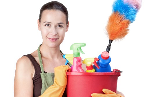 Professional carpet cleaning in a Shoreditch home interior